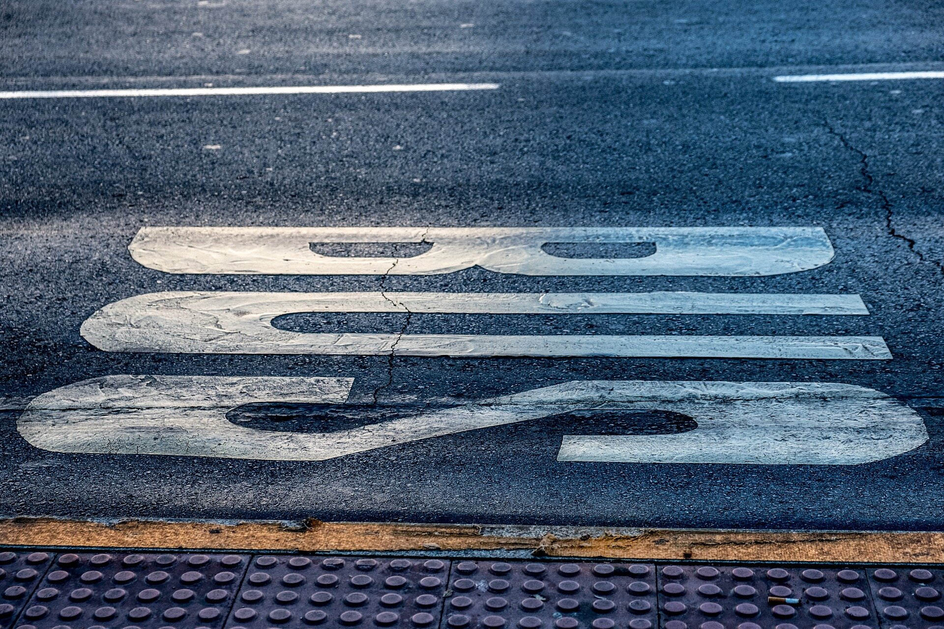 Pedestrian deaths at midblock bus stops found to be up to 5 times higher